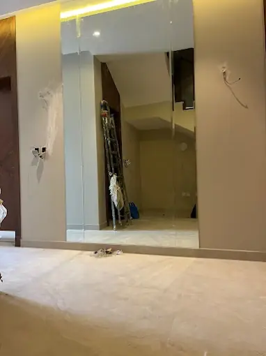 تكسيات المرايا المعين (Diamond Mirror Cladding): حساب الزوايا والتقاطعات